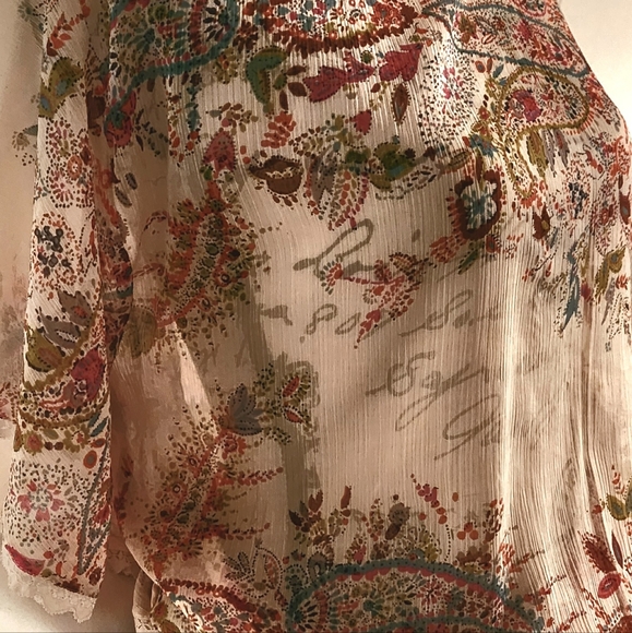 Bohemian Floral Print Top - Picture 4 of 4